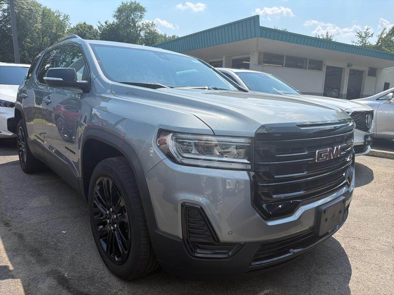 GMC Acadia AWD 4dr SLE 2023