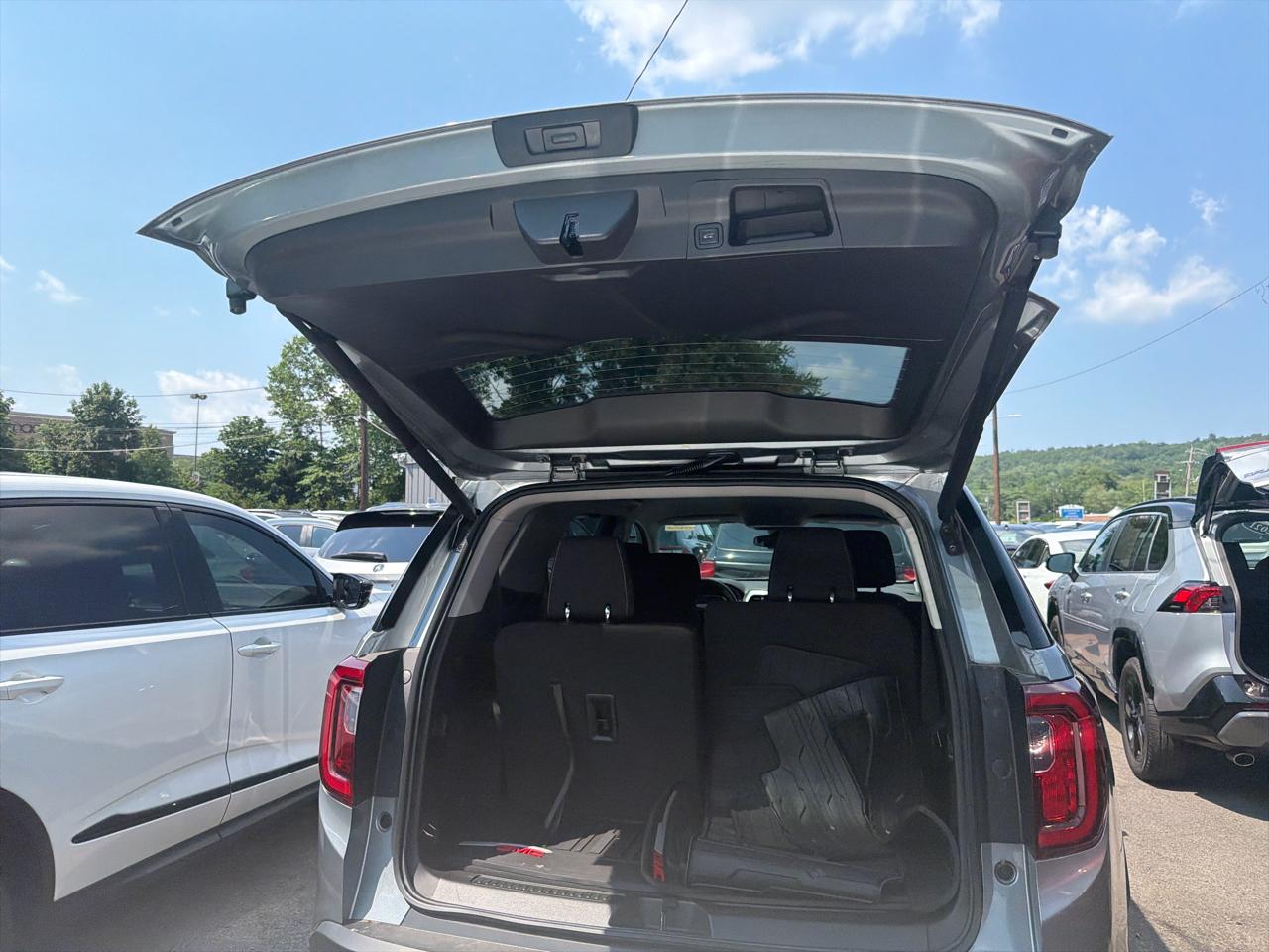 GMC Acadia AWD 4dr SLE 2023