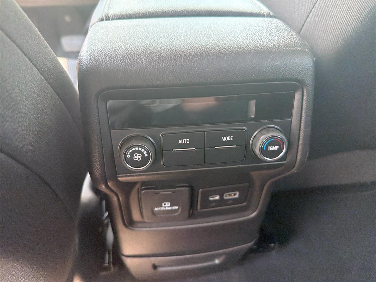 GMC Acadia AWD 4dr SLE 2023