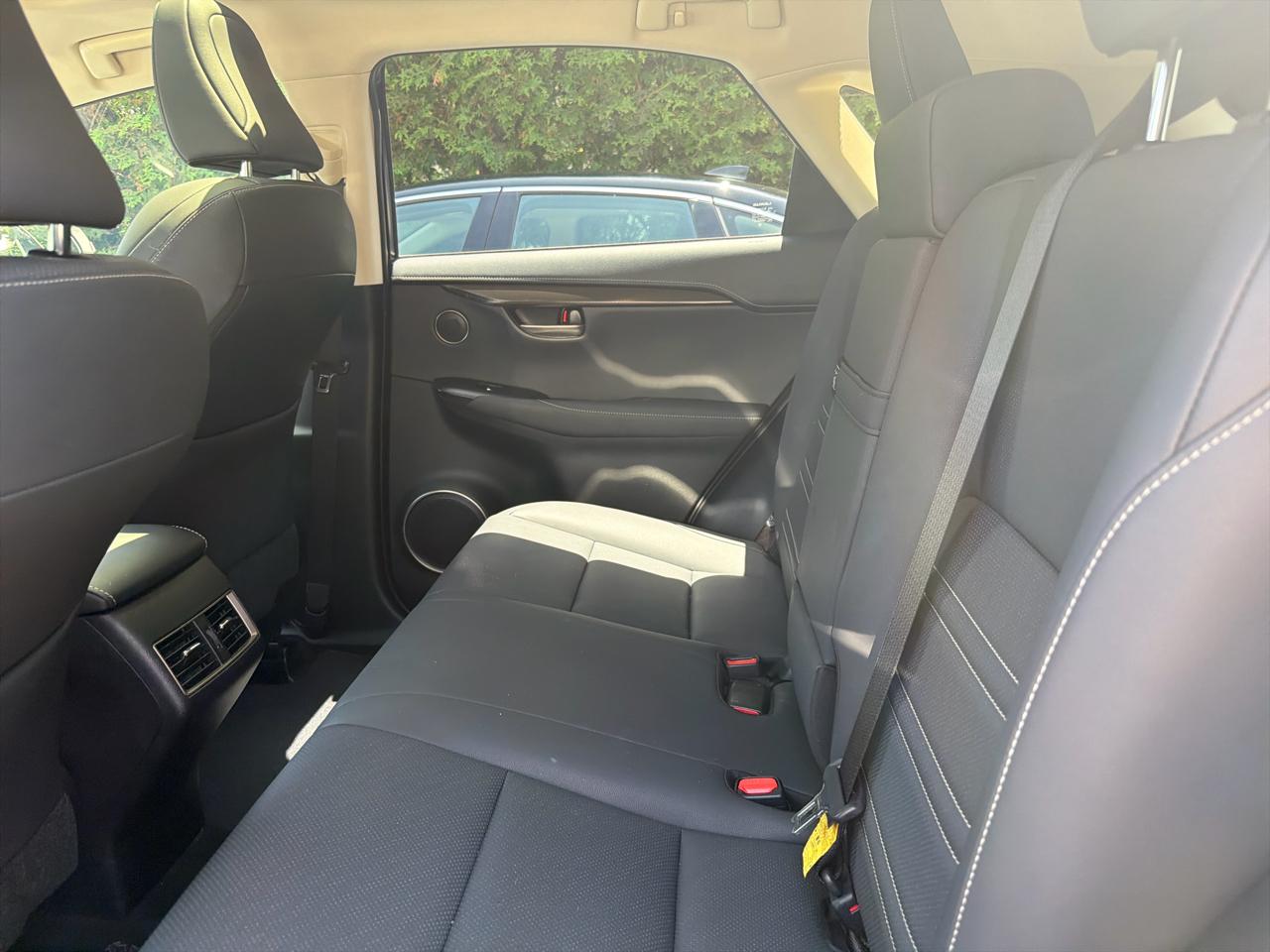 Lexus NX NX 300h AWD 2021