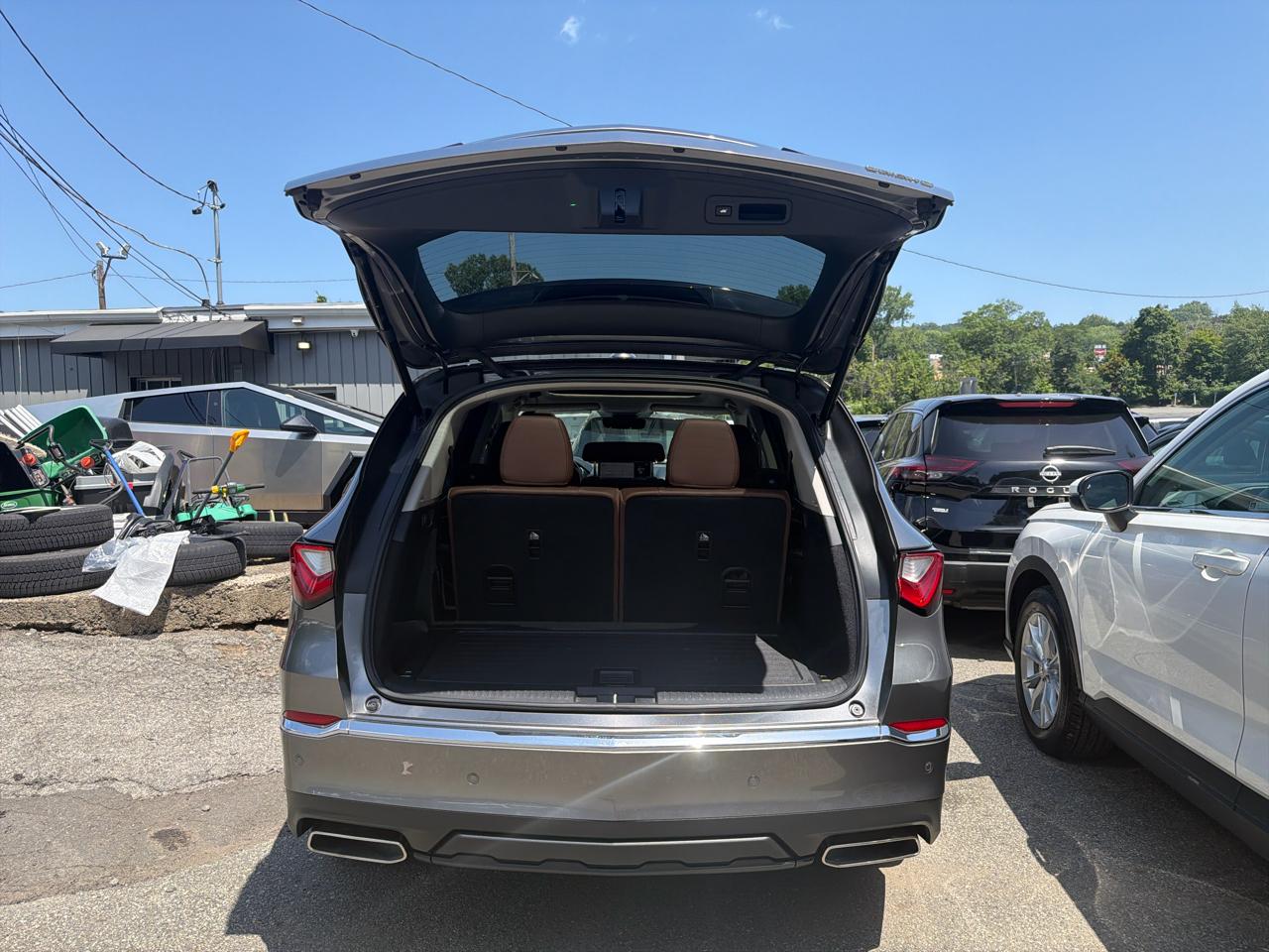 Acura MDX SH-AWD w/Technology Package 2023