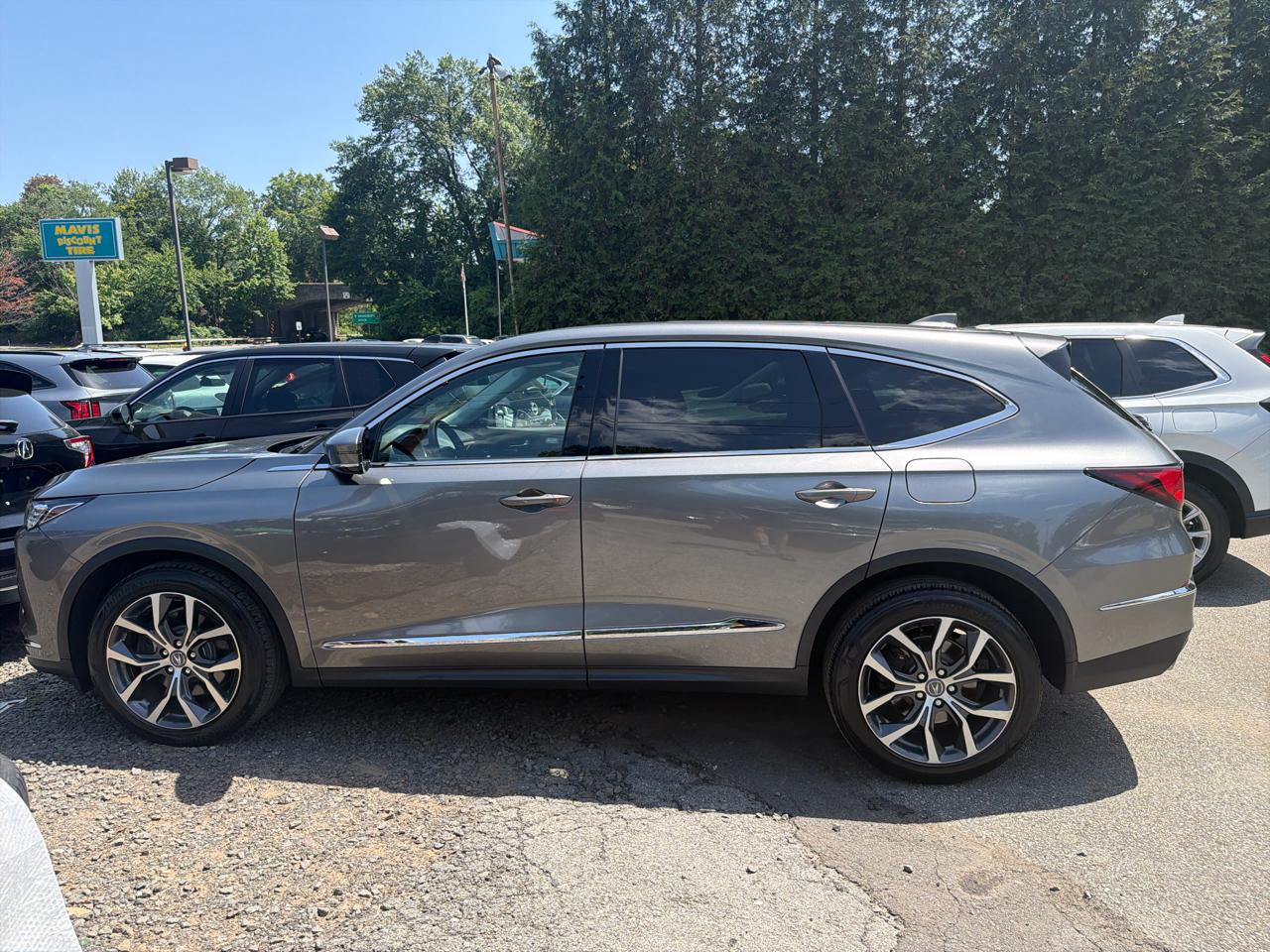 Acura MDX SH-AWD w/Technology Package 2023