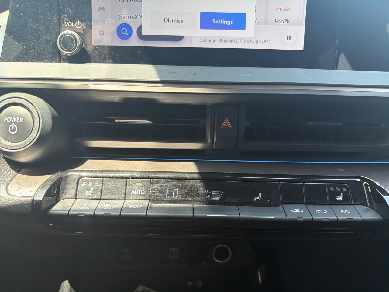 Toyota Prius Limited AWD (Natl) 2023