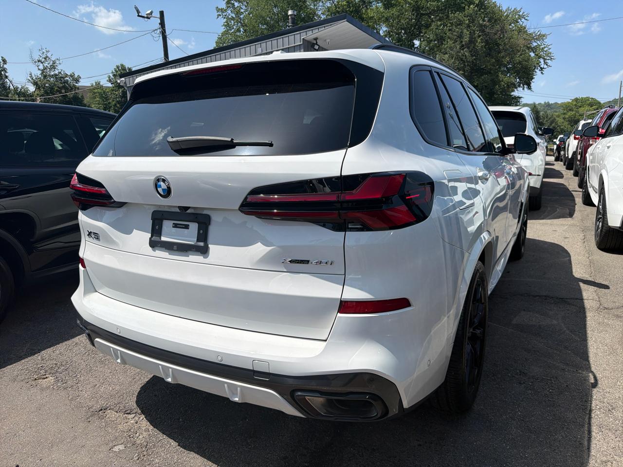 BMW X5 xDrive40i Sports Activity Vehicle 2025