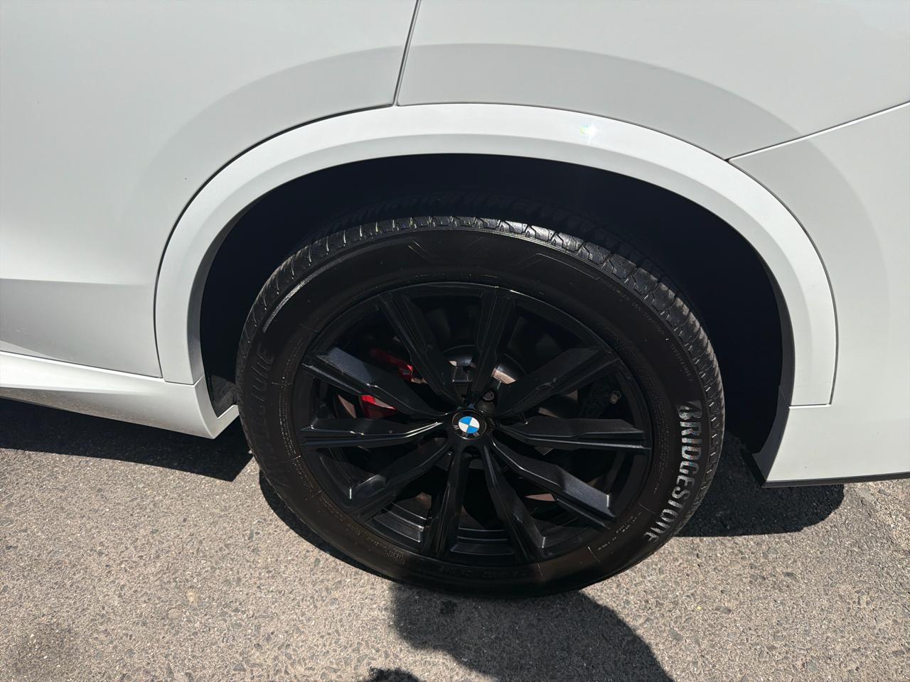 BMW X5 xDrive40i Sports Activity Vehicle 2025