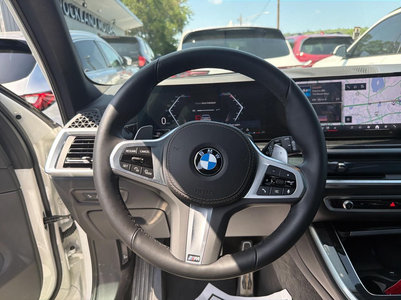 BMW X5 xDrive40i Sports Activity Vehicle 2025