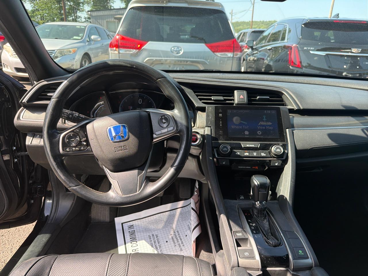 Honda Civic Hatchback EX-L Navi CVT 2017