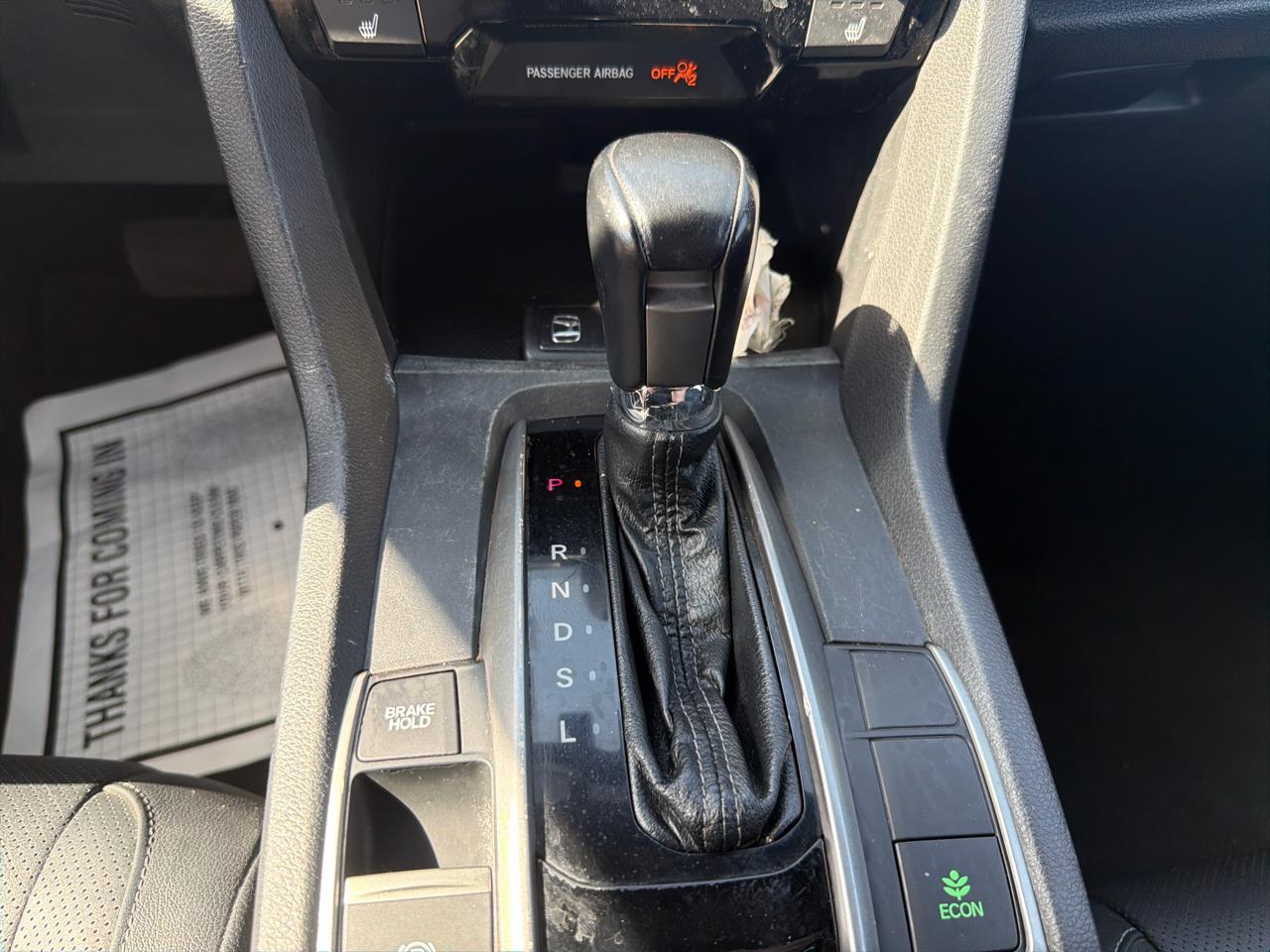 Honda Civic Hatchback EX-L Navi CVT 2017