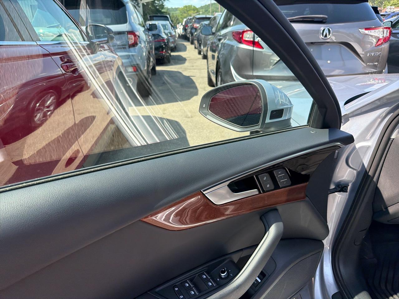Audi A4 Sedan Premium 40 TFSI quattro 2022