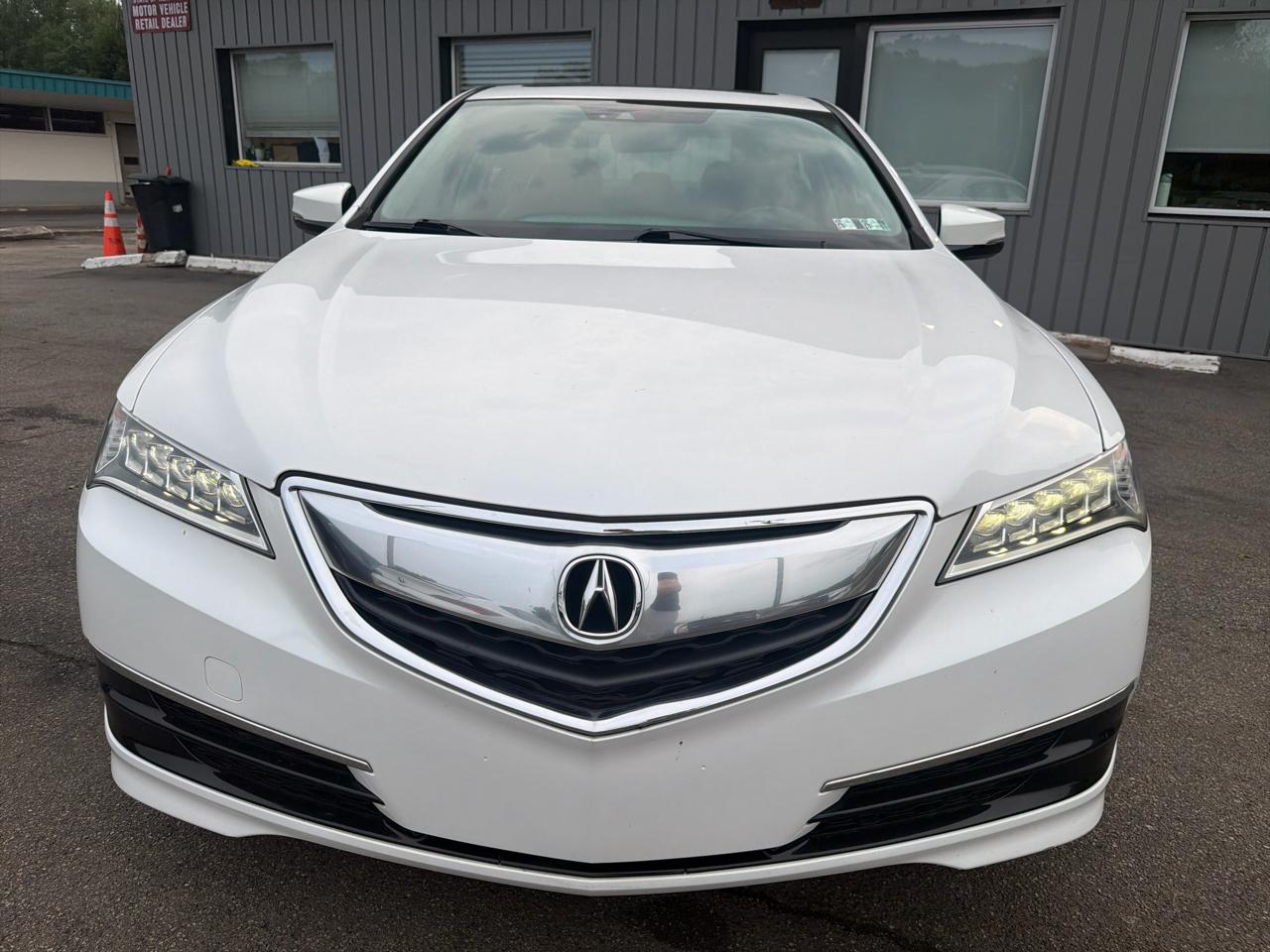 Acura TLX 4dr Sdn FWD Tech 2016