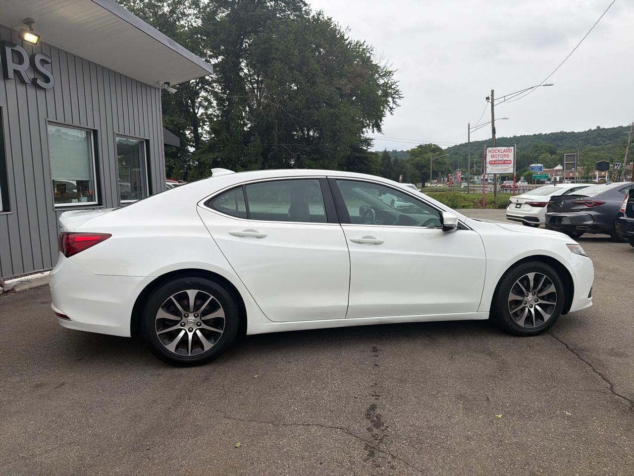 Acura TLX 4dr Sdn FWD Tech 2016