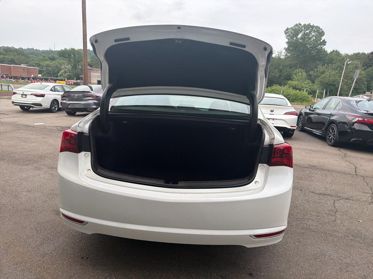 Acura TLX 4dr Sdn FWD Tech 2016