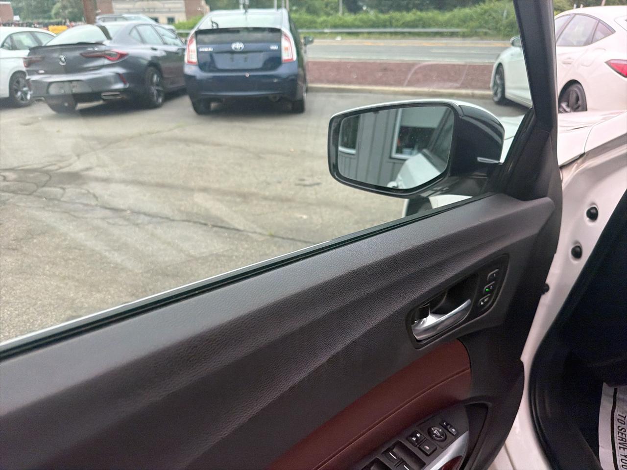 Acura TLX 4dr Sdn FWD Tech 2016