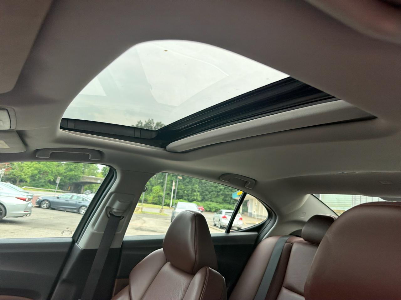 Acura TLX 4dr Sdn FWD Tech 2016