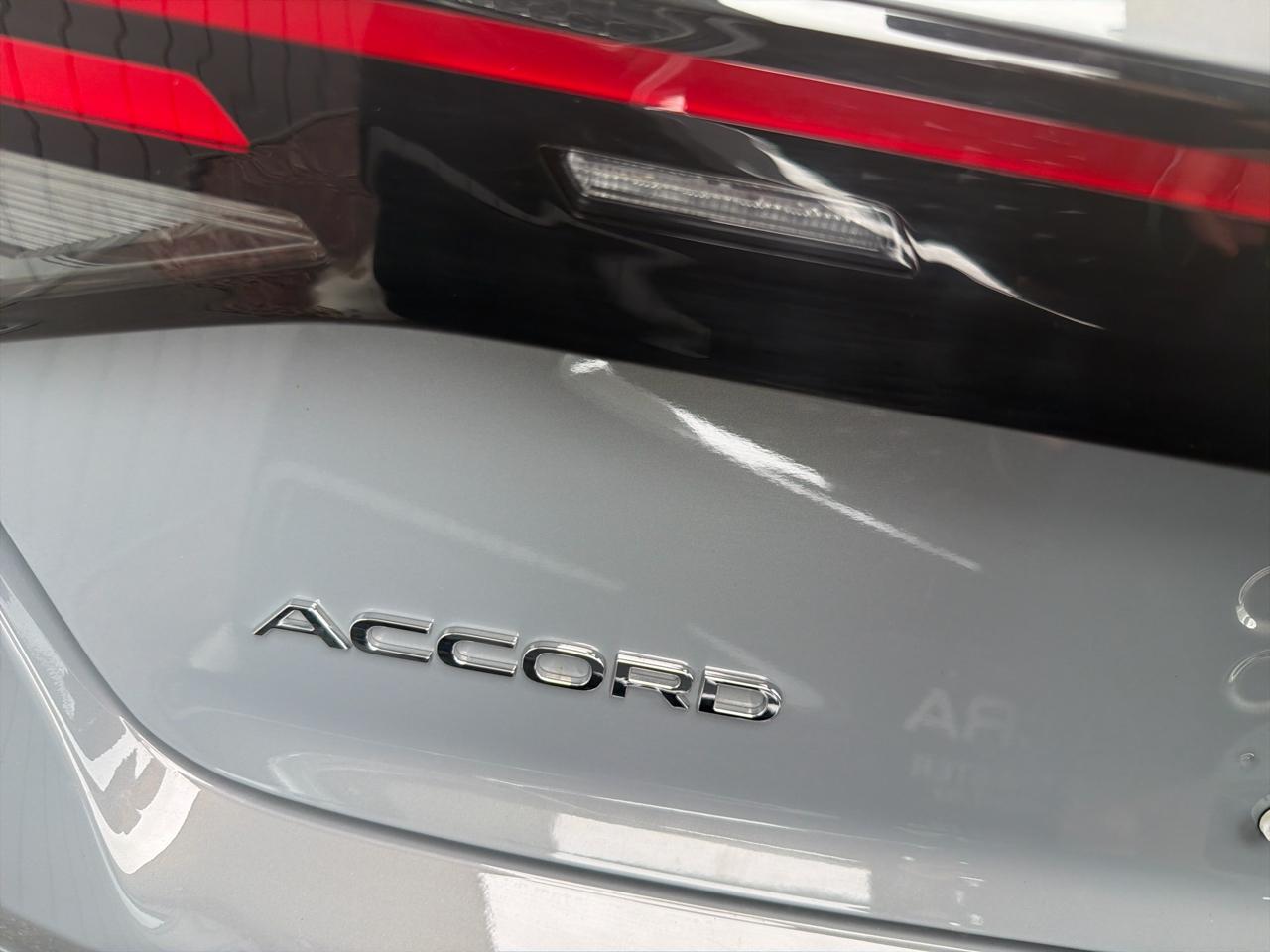 Honda Accord Hybrid Touring Sedan 2025