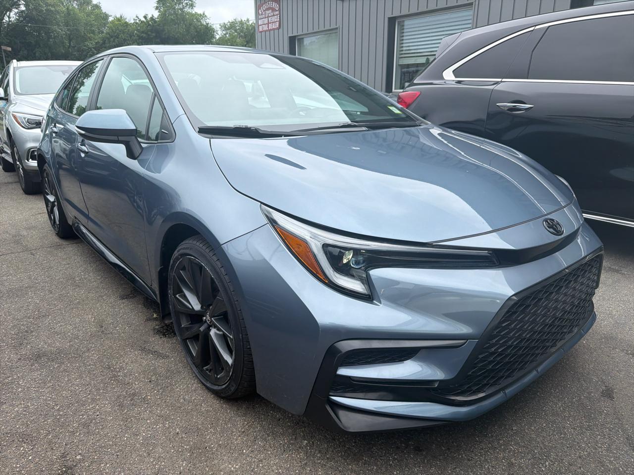 Toyota Corolla SE CVT (Natl) 2023