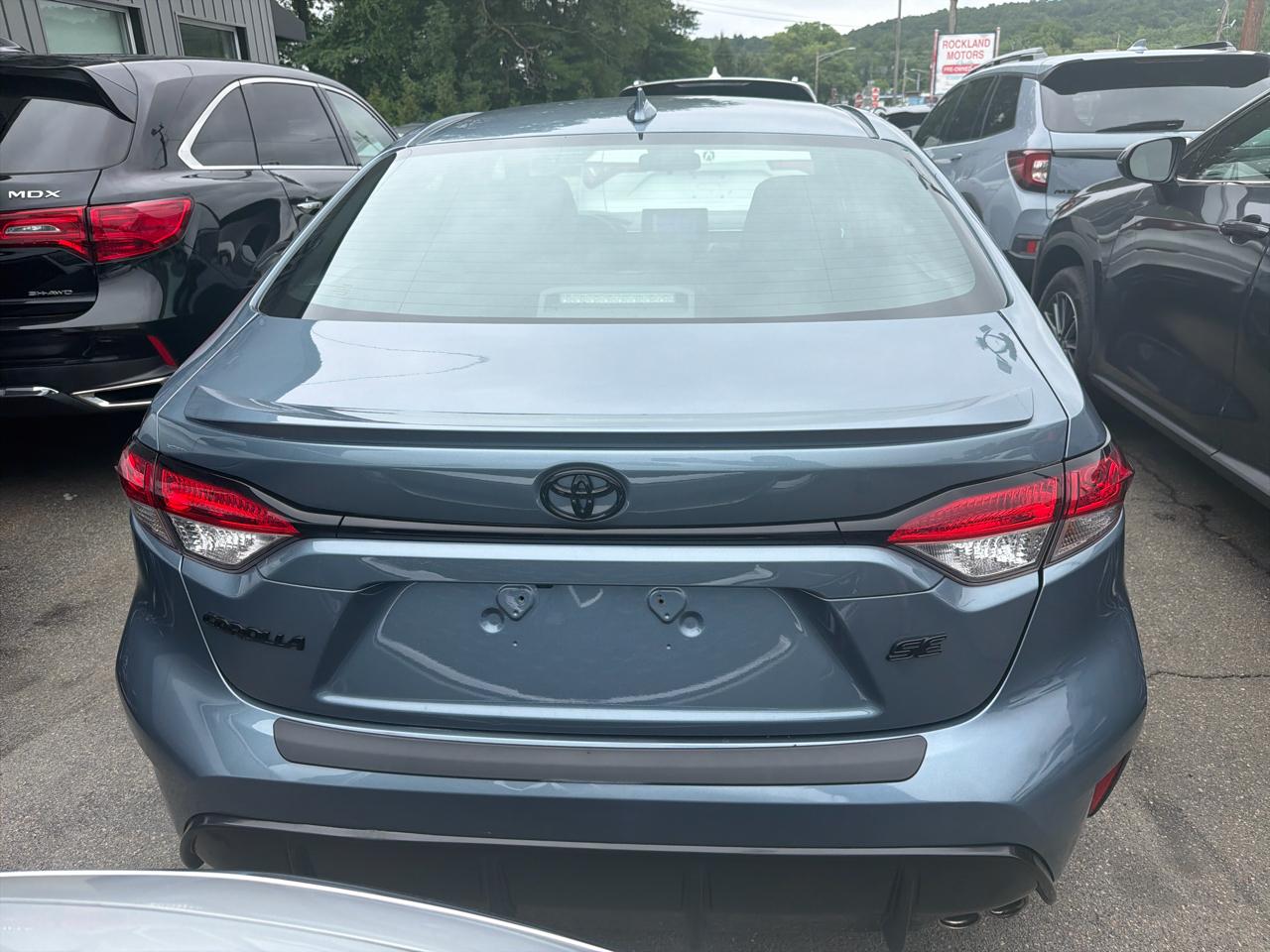 Toyota Corolla SE CVT (Natl) 2023