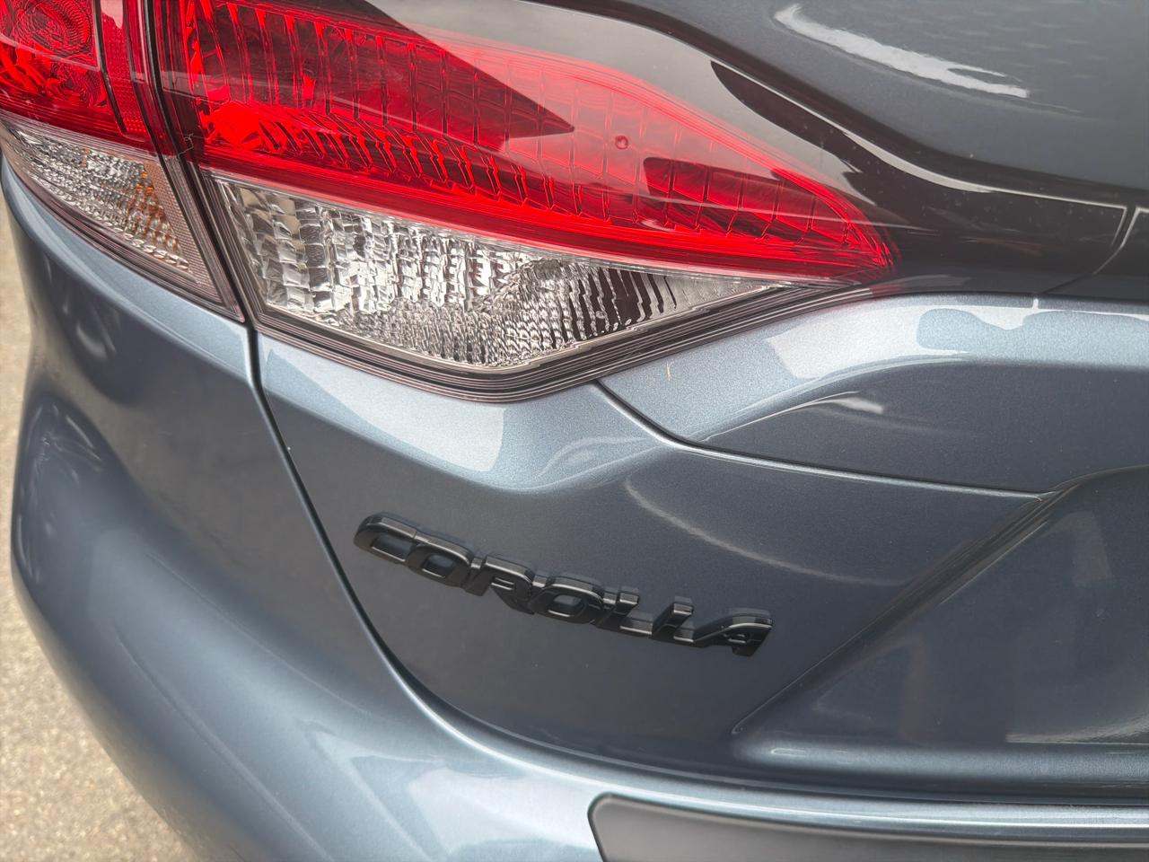 Toyota Corolla SE CVT (Natl) 2023