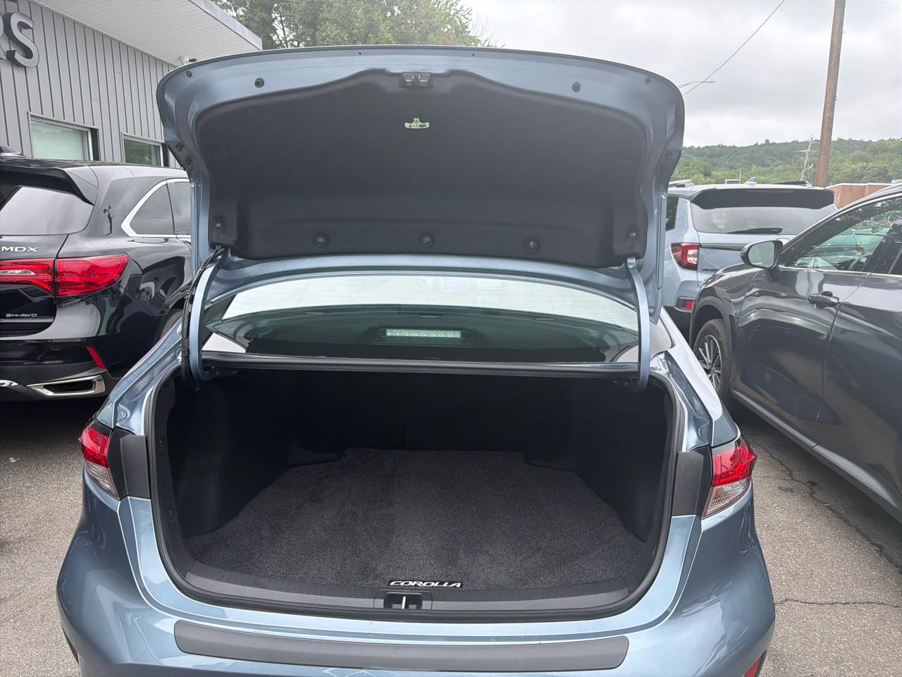 Toyota Corolla SE CVT (Natl) 2023
