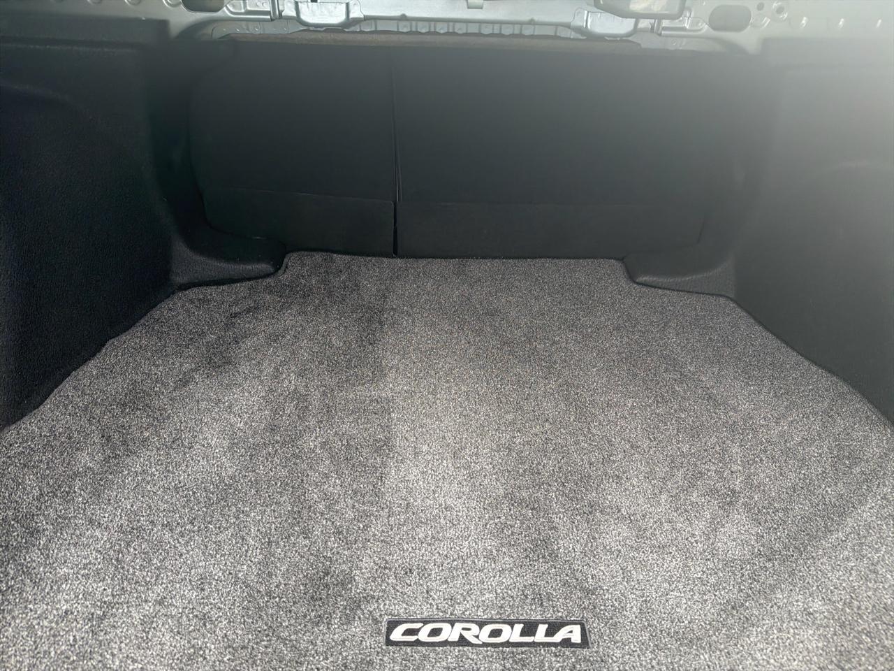 Toyota Corolla SE CVT (Natl) 2023