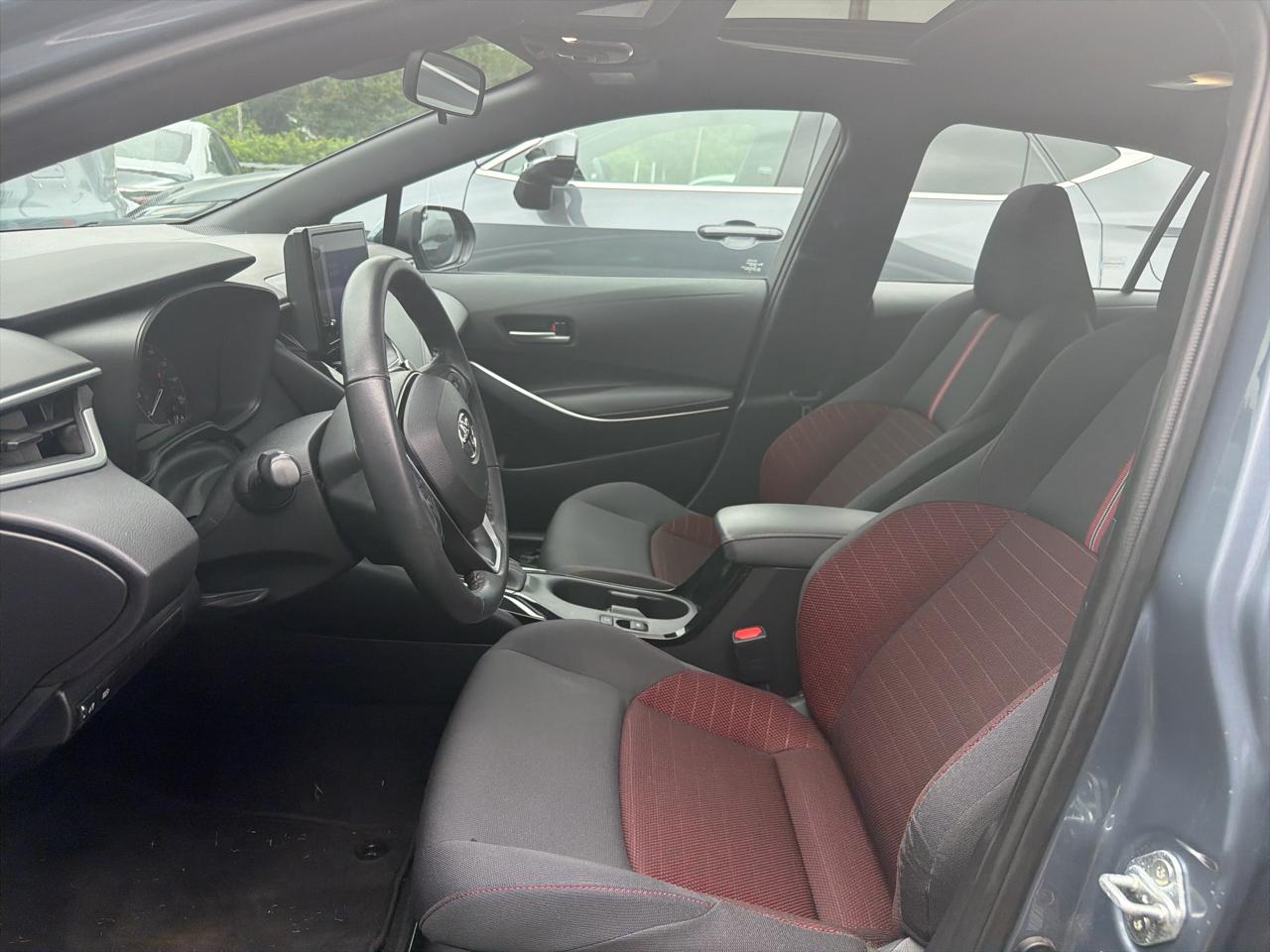 Toyota Corolla SE CVT (Natl) 2023