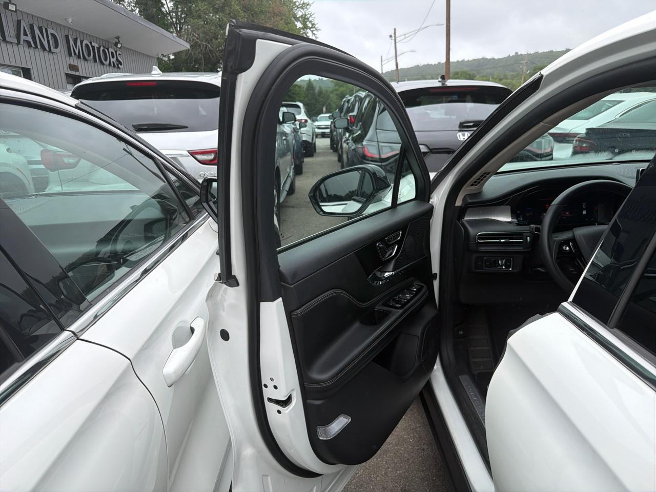 Lincoln Corsair Premiere AWD 2024