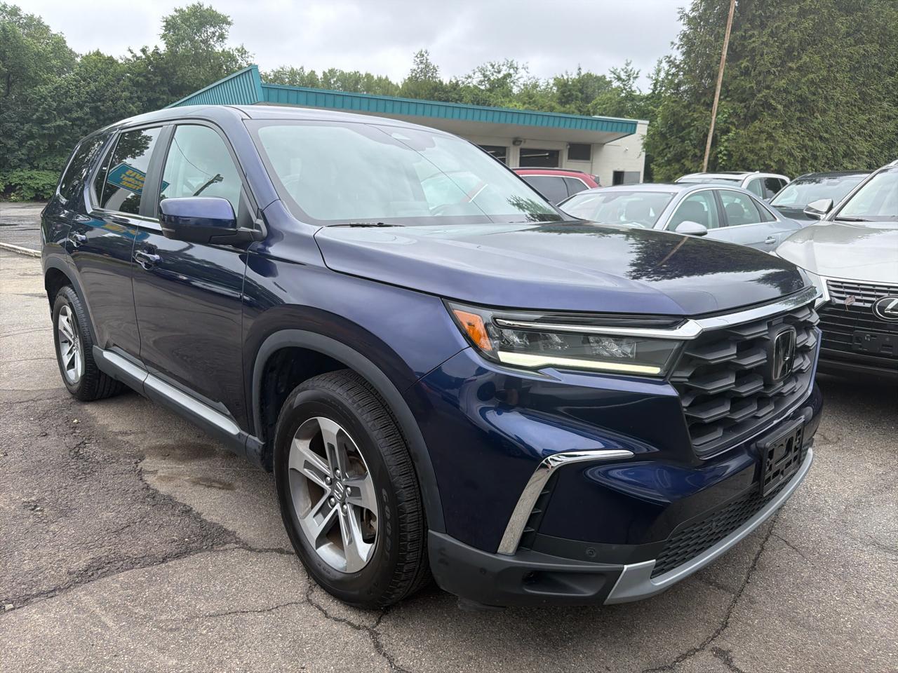 Honda Pilot EX-L 8 Passenger AWD 2023