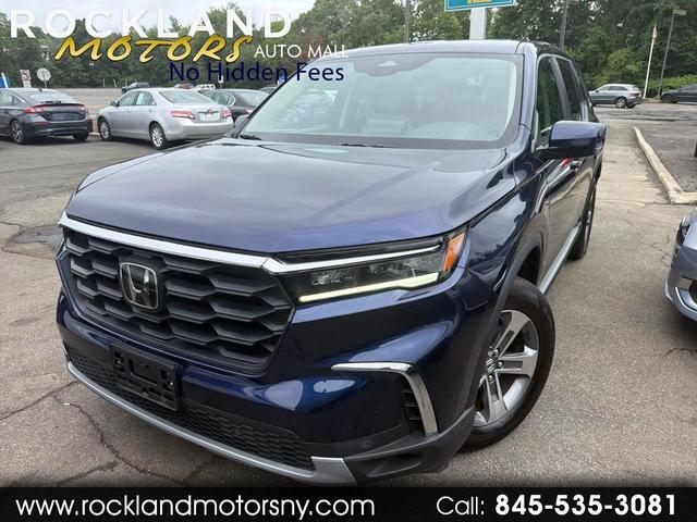 Blue 2023 Honda Pilot SUV / Crossover All-Wheel Drive Automatic