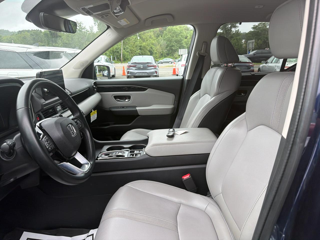 Honda Pilot EX-L 8 Passenger AWD 2023