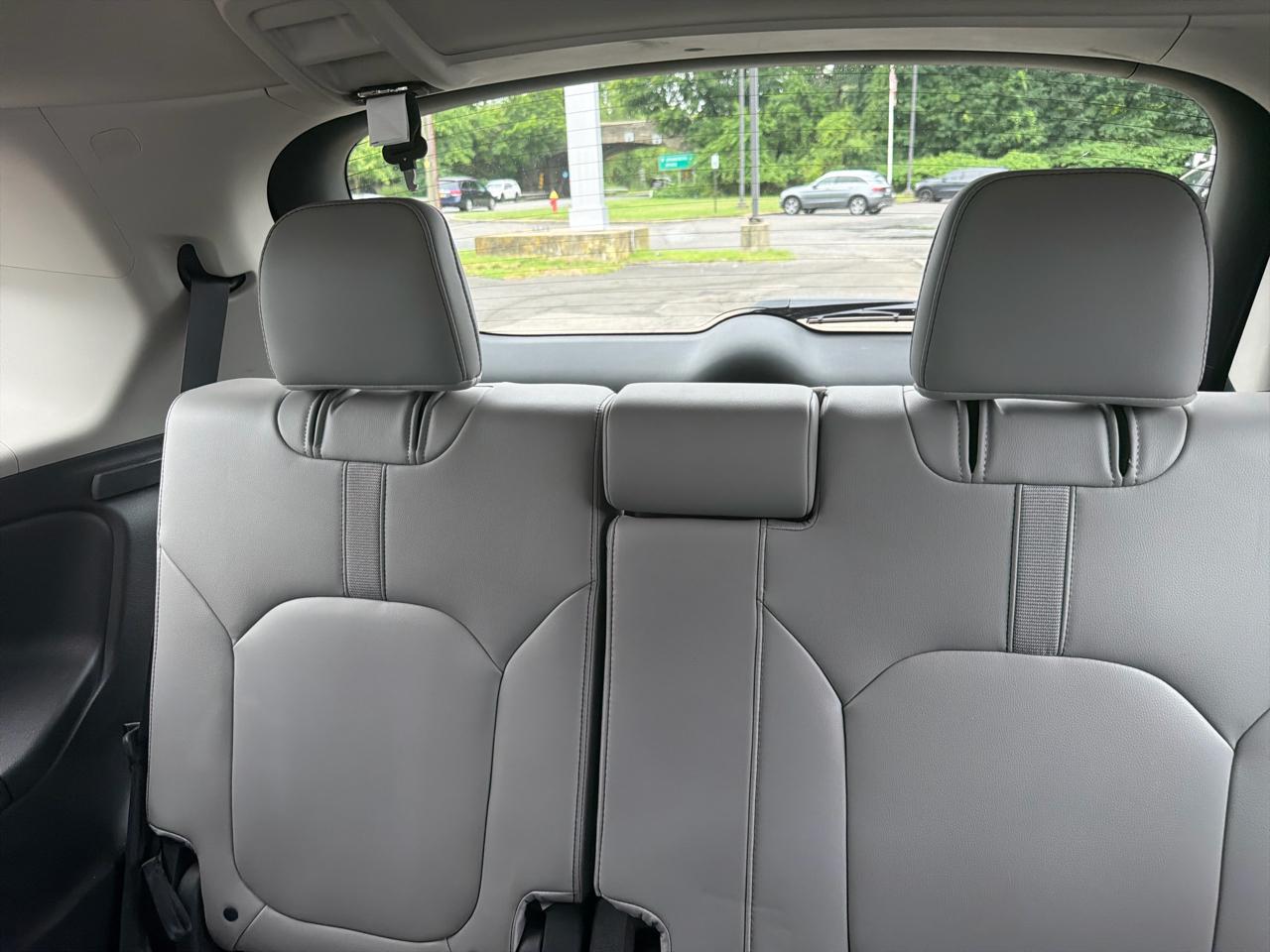 Honda Pilot EX-L 8 Passenger AWD 2023