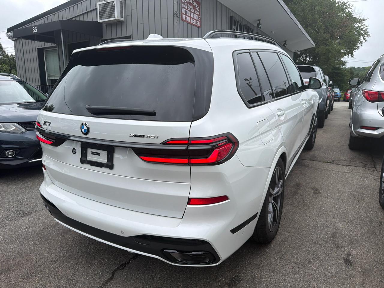BMW X7  2024