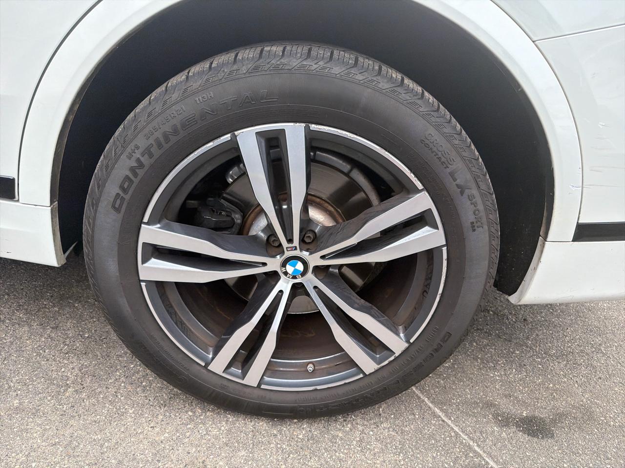 BMW X7  2024