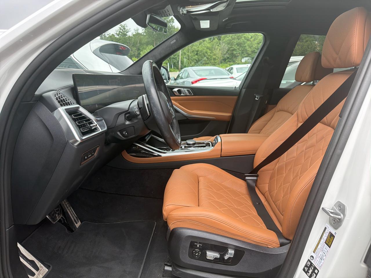 BMW X7  2024