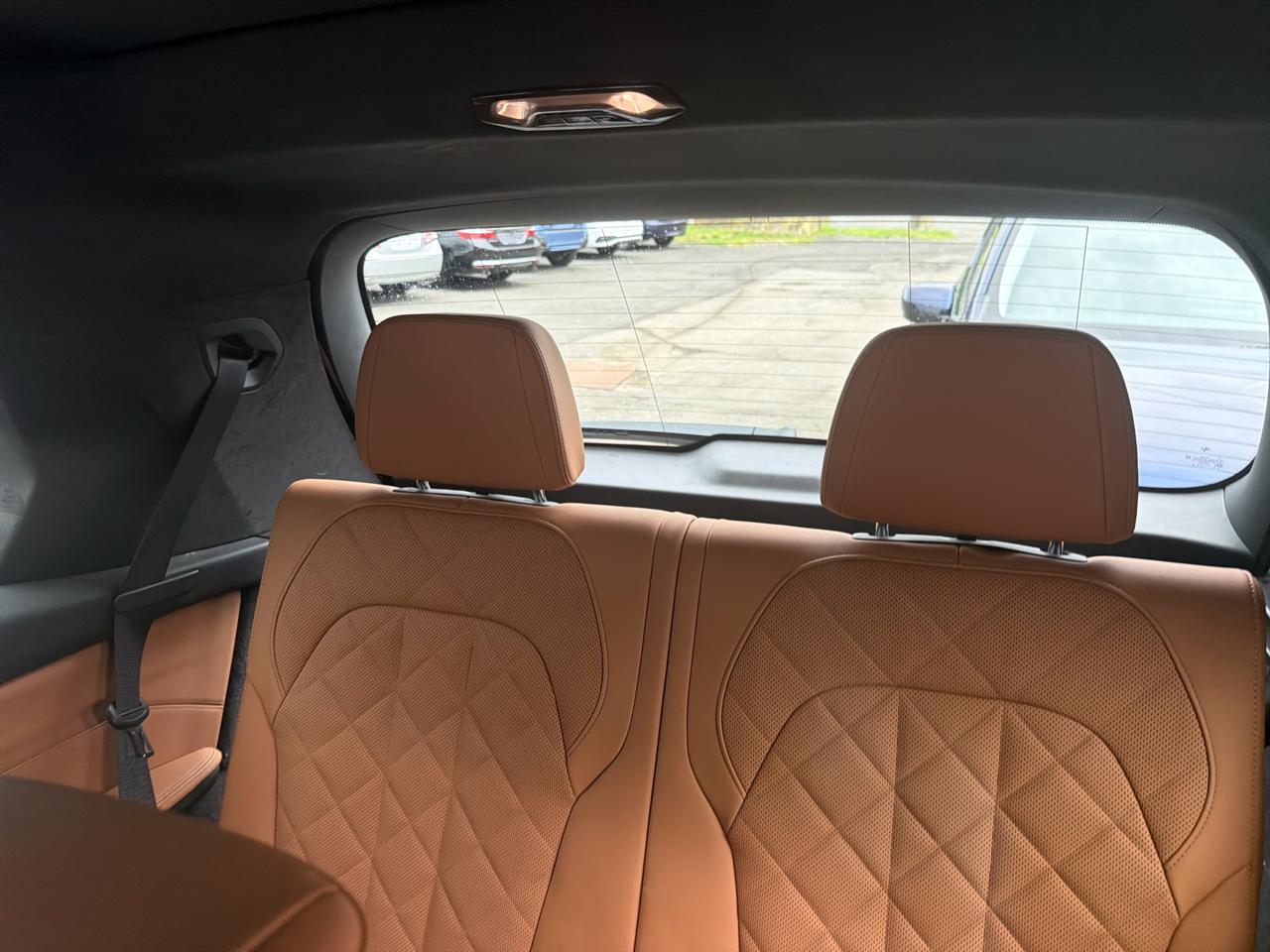 BMW X7  2024