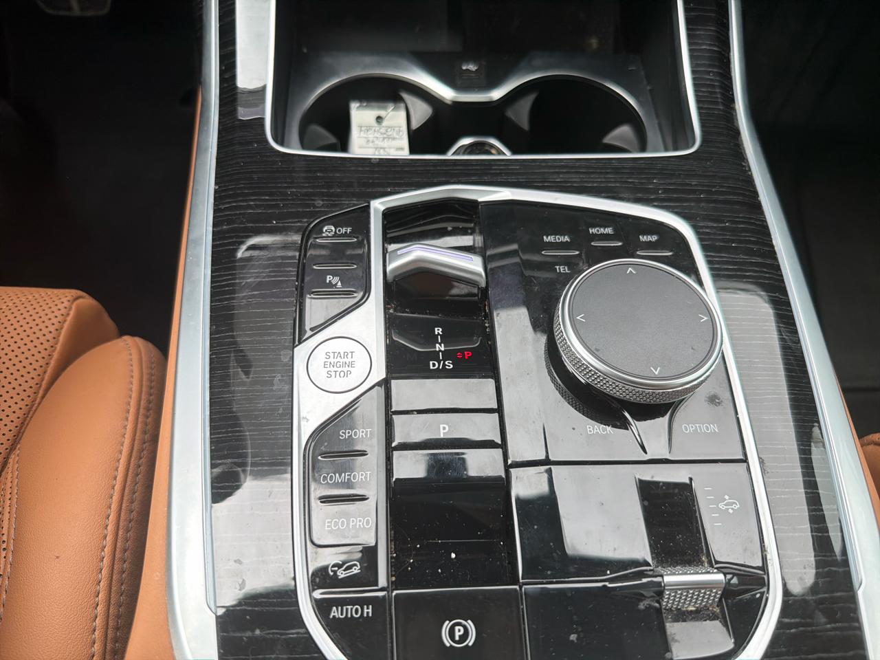 BMW X7  2024