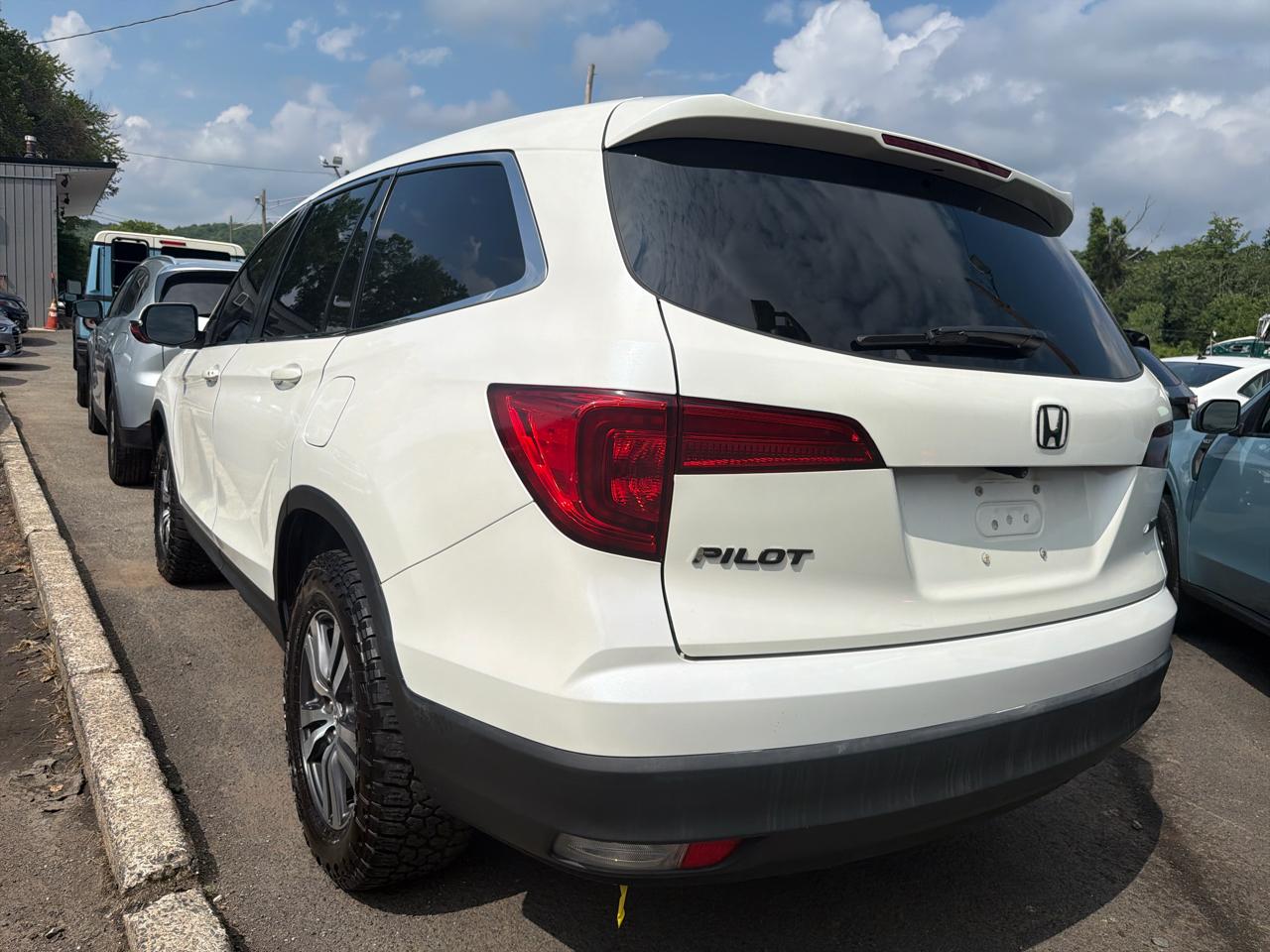 Honda Pilot EX-L w/Navigation AWD 2017