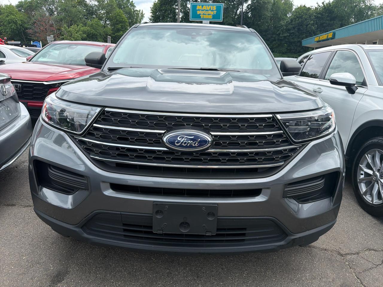 Ford Explorer XLT 2023