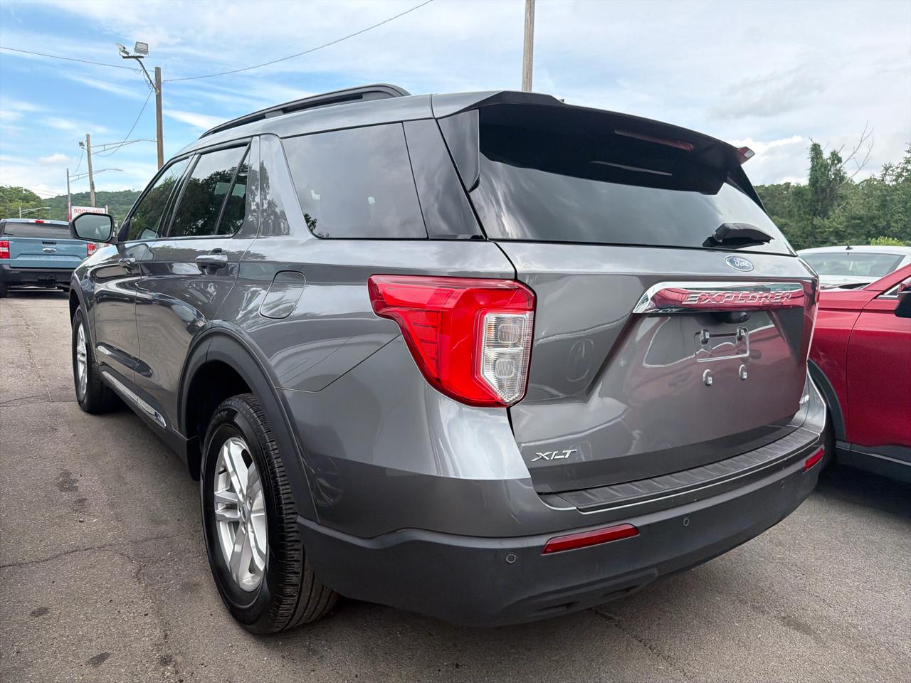 Ford Explorer XLT 2023