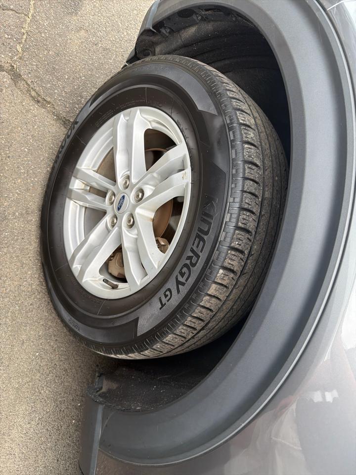 Ford Explorer XLT 2023