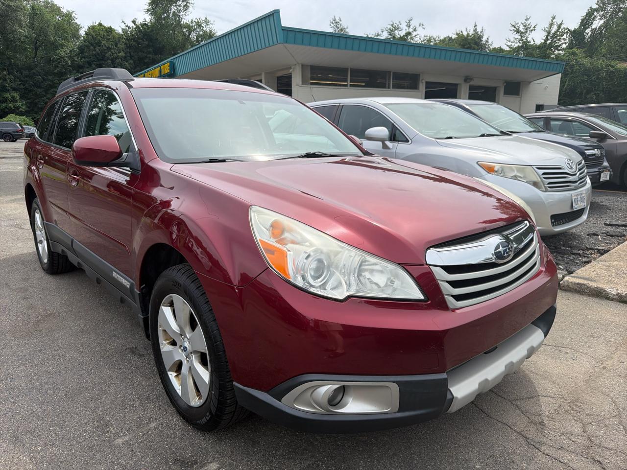 Subaru Outback 4dr Wgn H4 Auto 2.5i Limited 2012