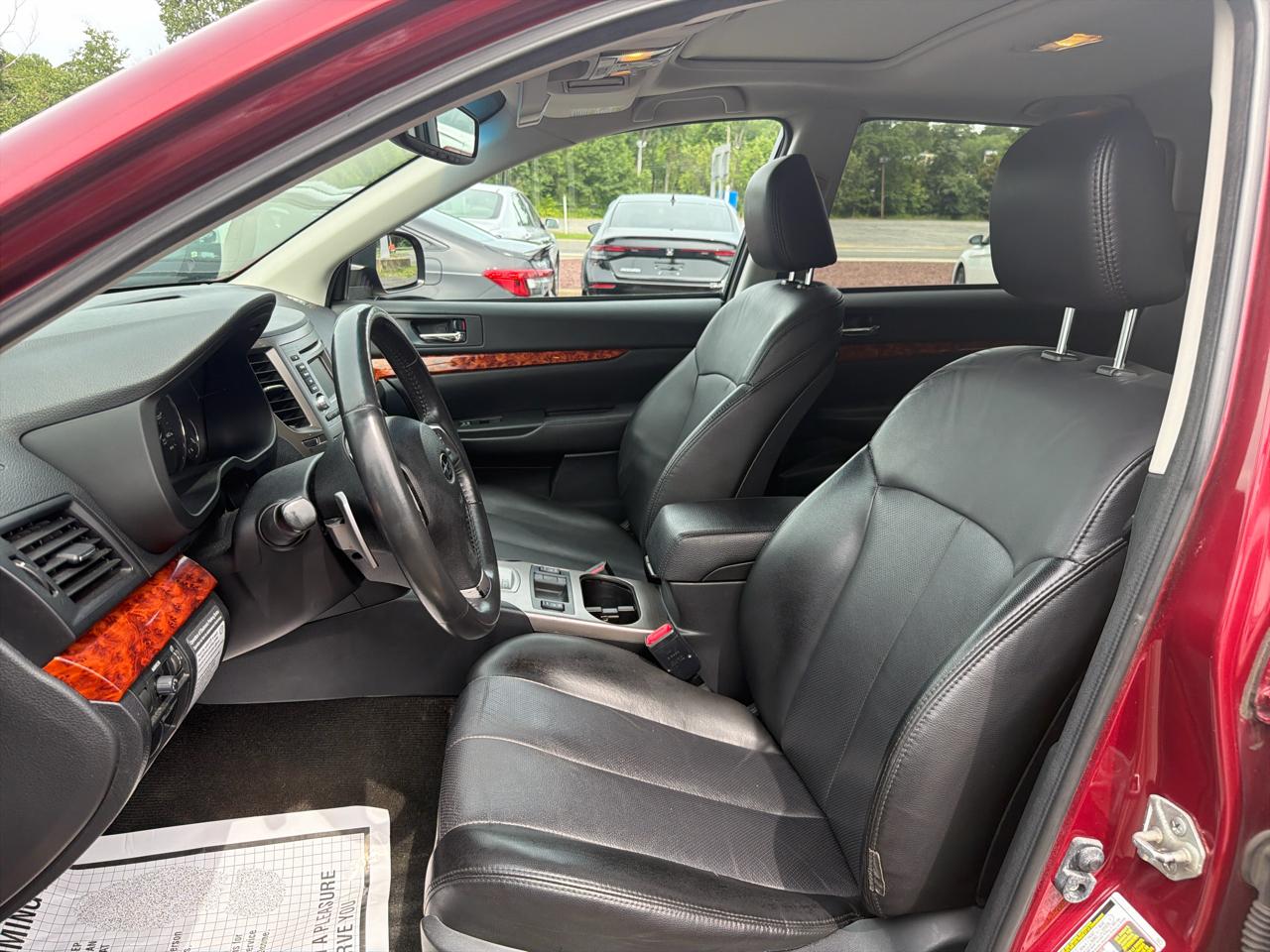 Subaru Outback 4dr Wgn H4 Auto 2.5i Limited 2012