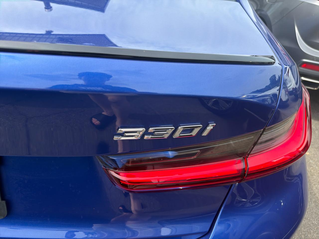 BMW 3 Series  2023