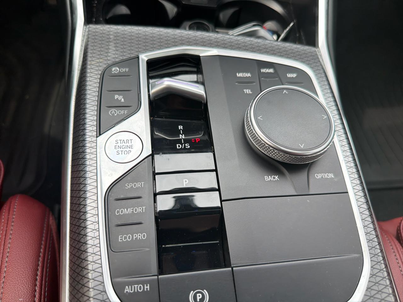 BMW 3 Series  2023