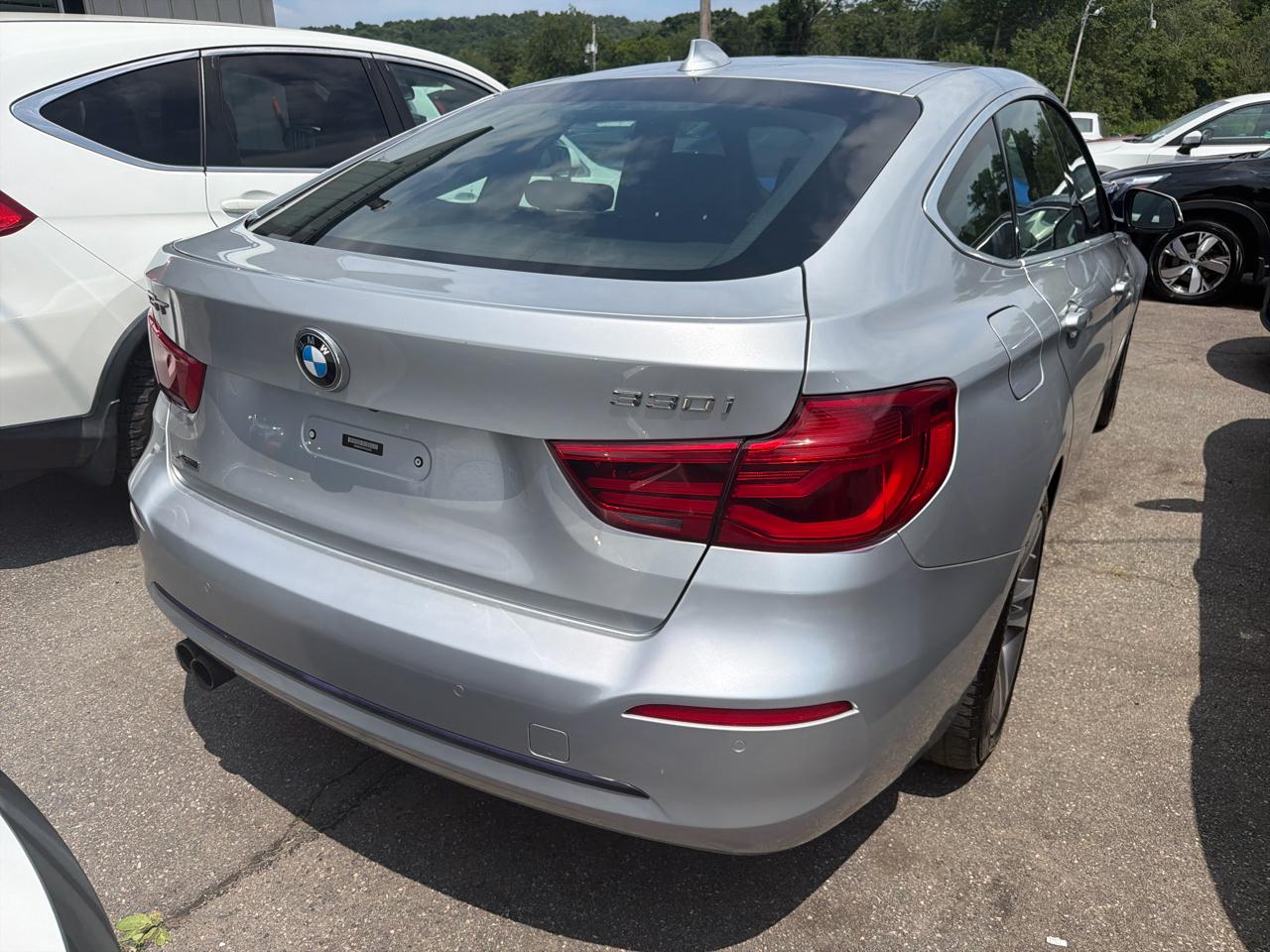 BMW 3 Series 330i xDrive Gran Turismo 2017