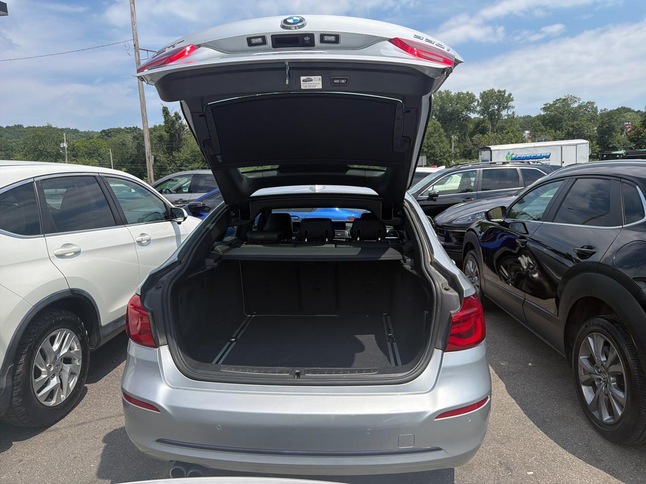 BMW 3 Series 330i xDrive Gran Turismo 2017