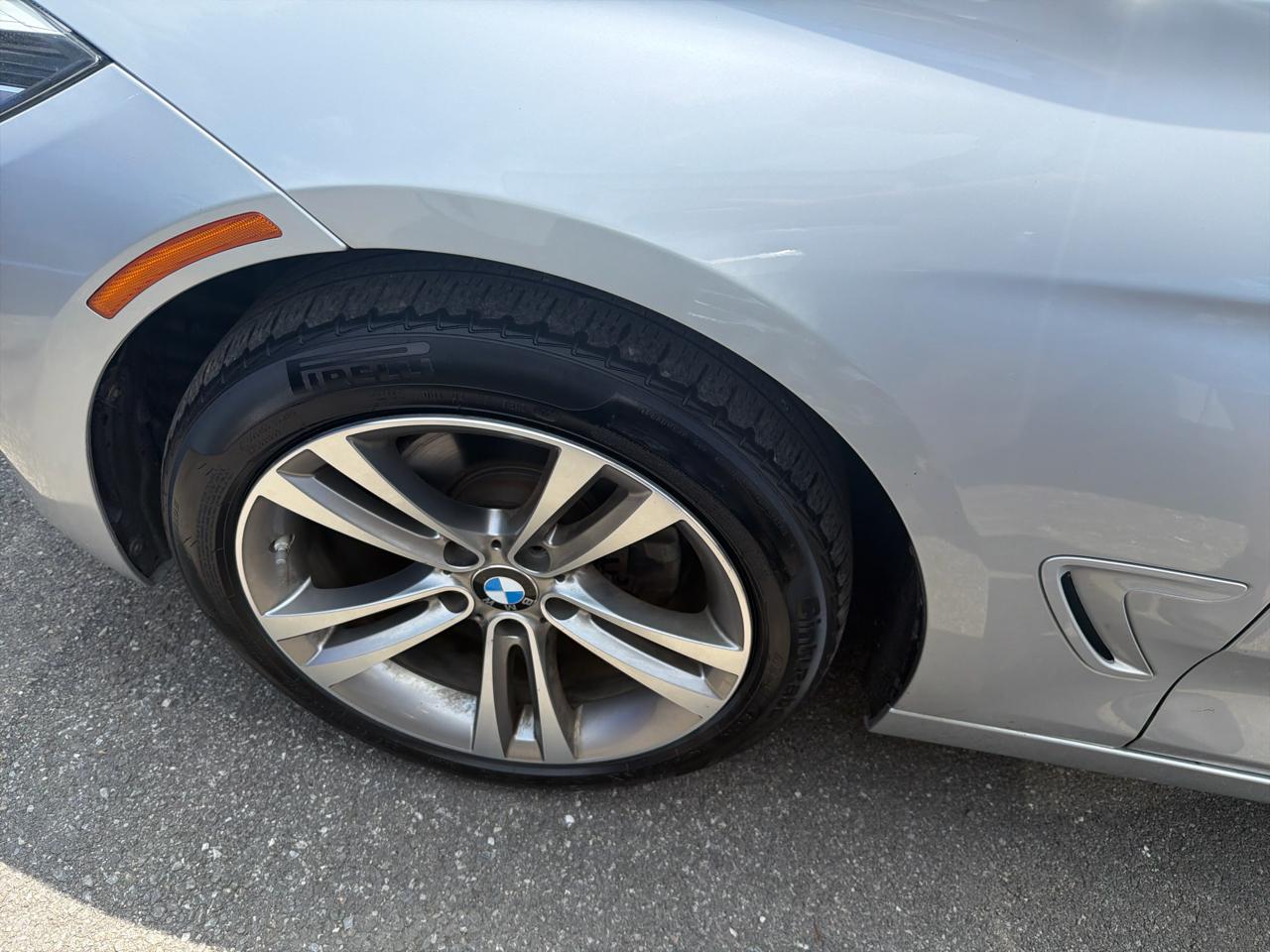 BMW 3 Series 330i xDrive Gran Turismo 2017