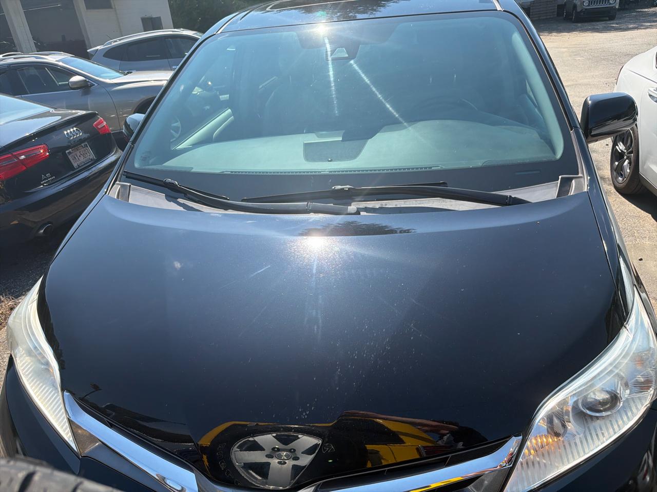 Toyota Sienna Limited Premium AWD 7-Passenger (Natl) 2018