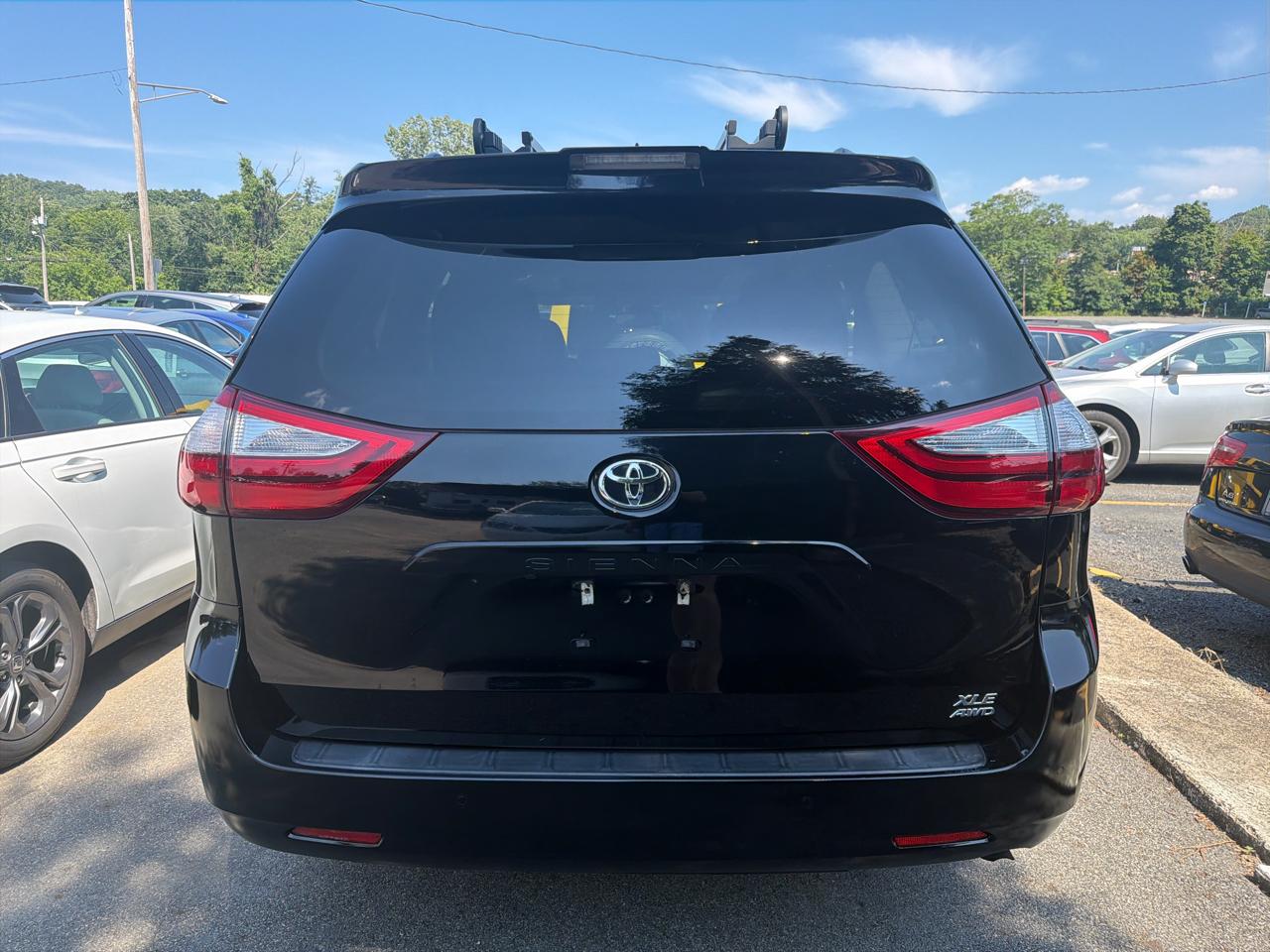 Toyota Sienna Limited Premium AWD 7-Passenger (Natl) 2018