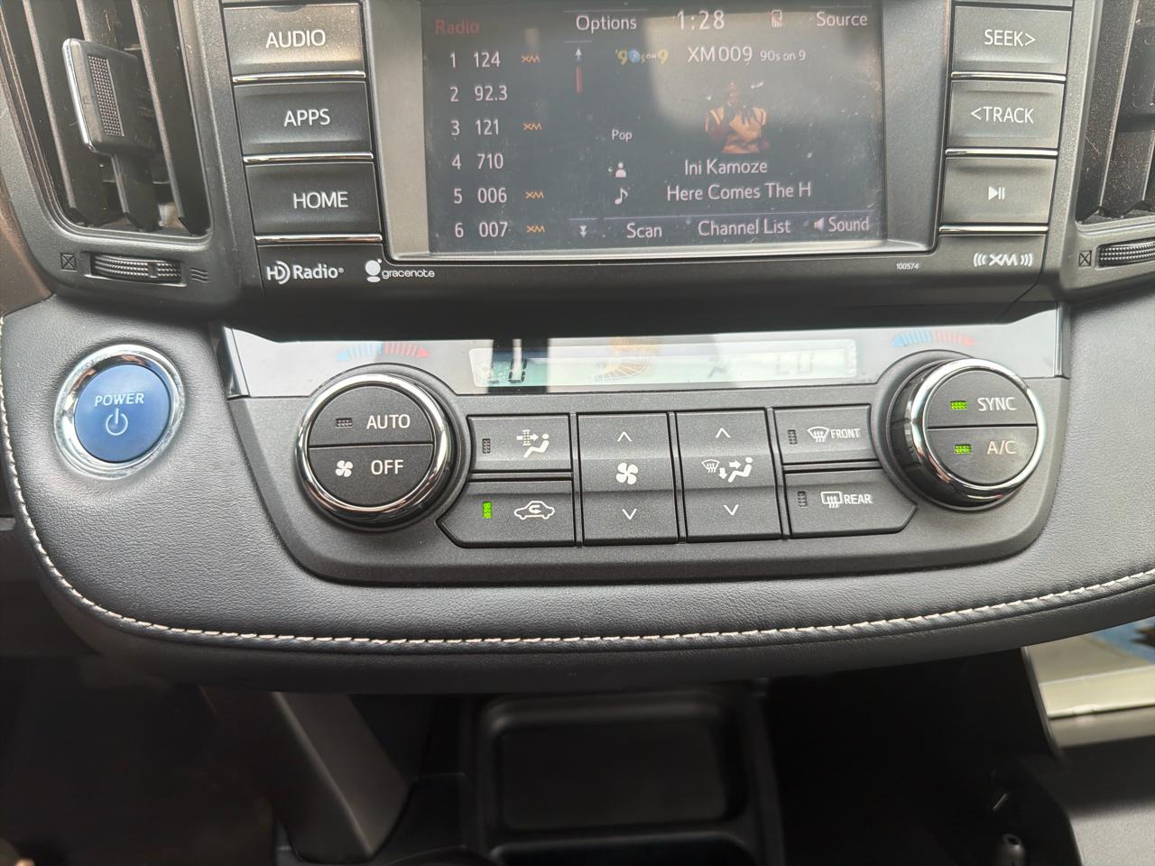 Toyota RAV4 Hybrid AWD 4dr XLE (Natl) 2016
