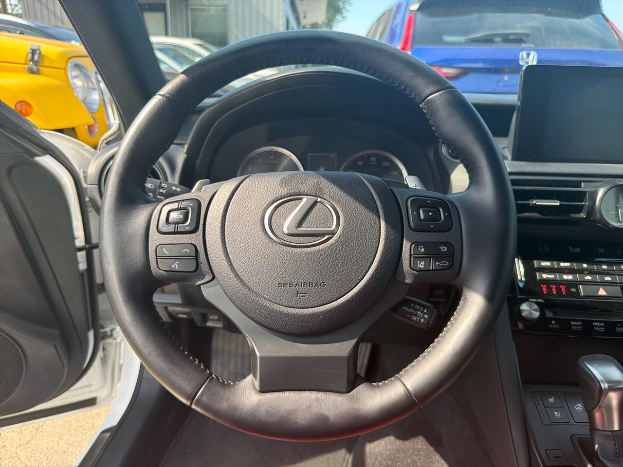 Lexus IS IS 300 AWD 2023